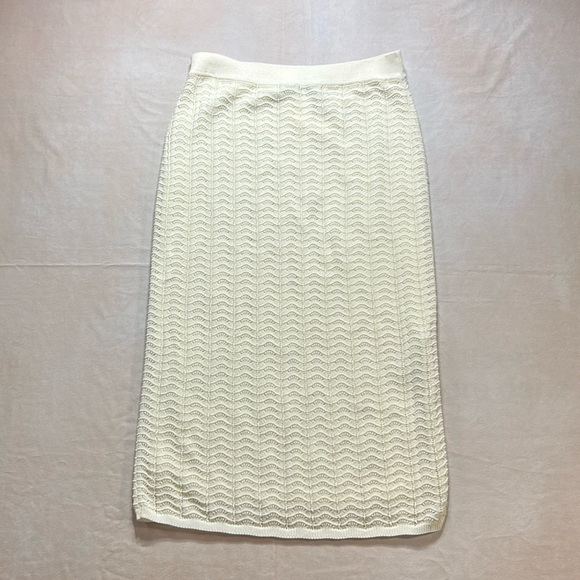 Theory crochet skirt - Picture 2 of 10